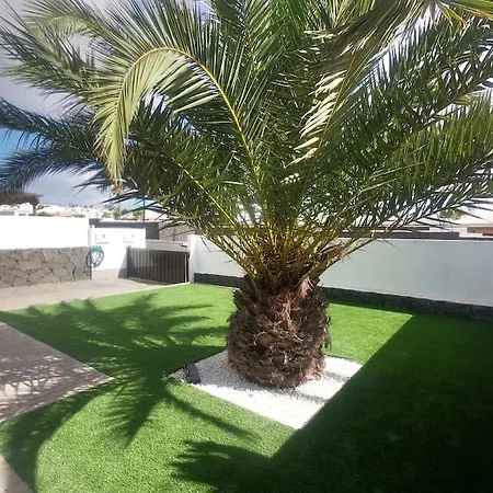 Casa Joy Playa Blanca