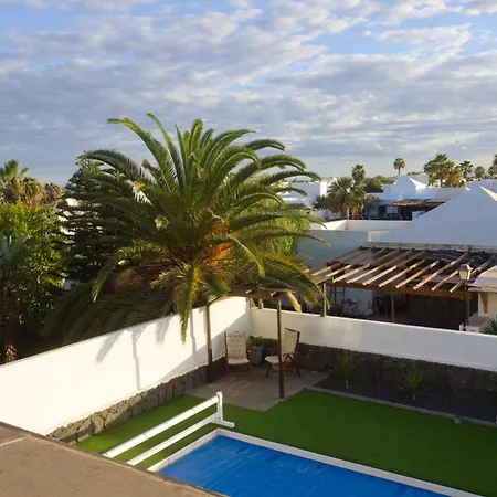 Casa Joy Playa Blanca
